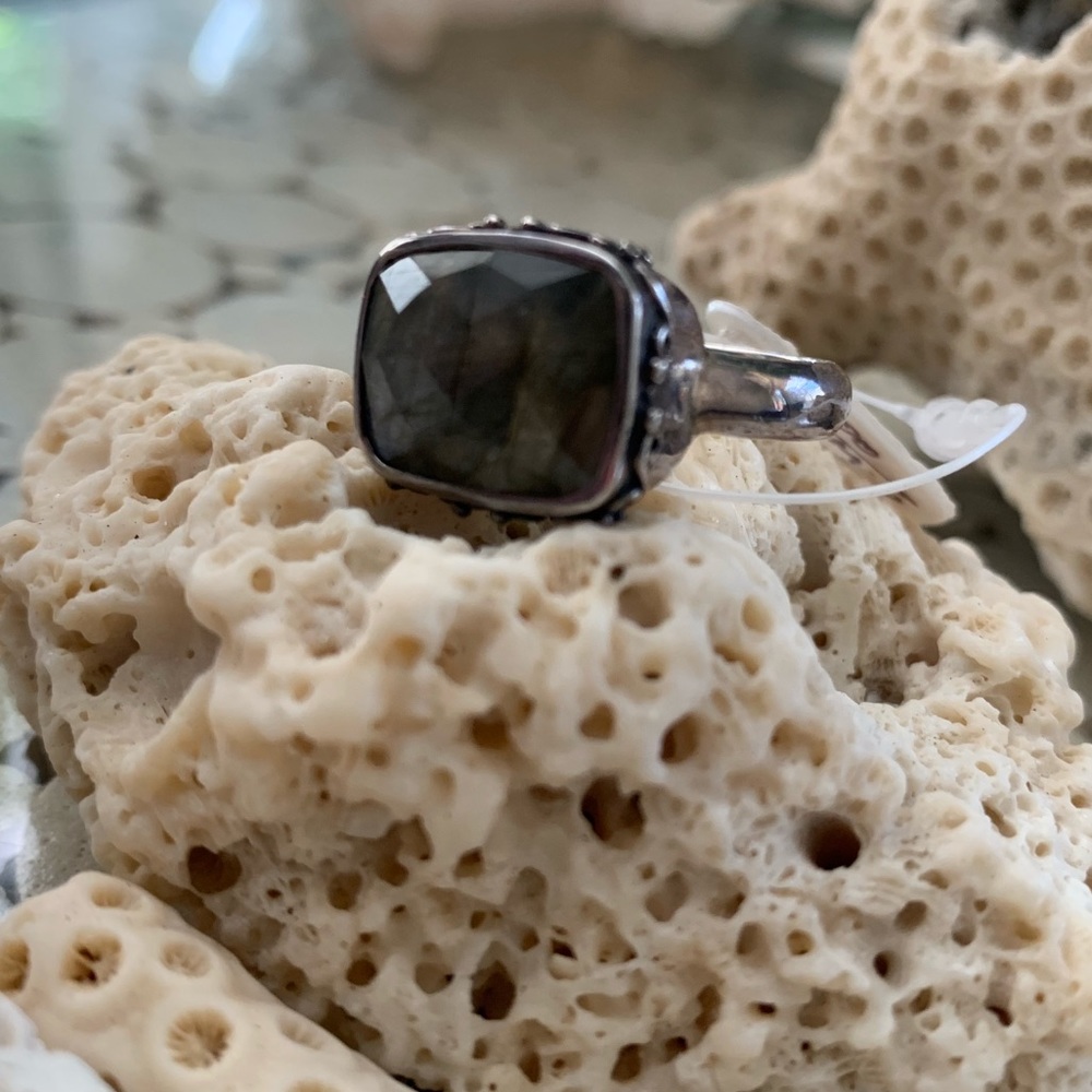 Labradorite and sterling silver ring